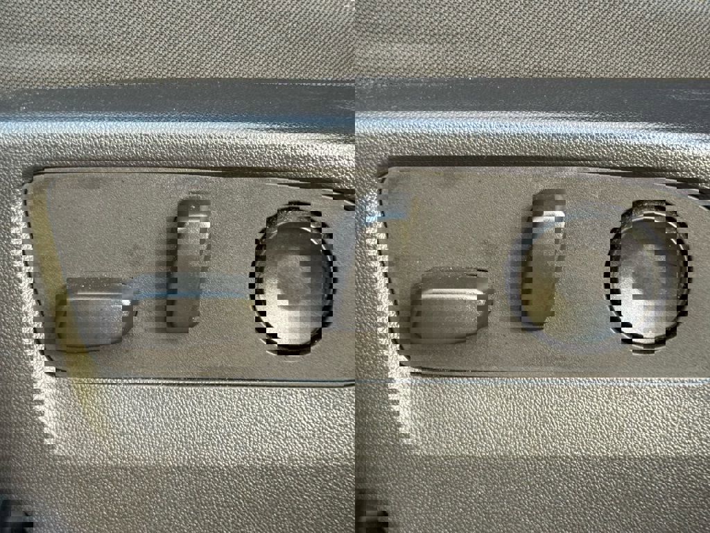 Used 2023 GMC Sierra 1500 Elevation image 21