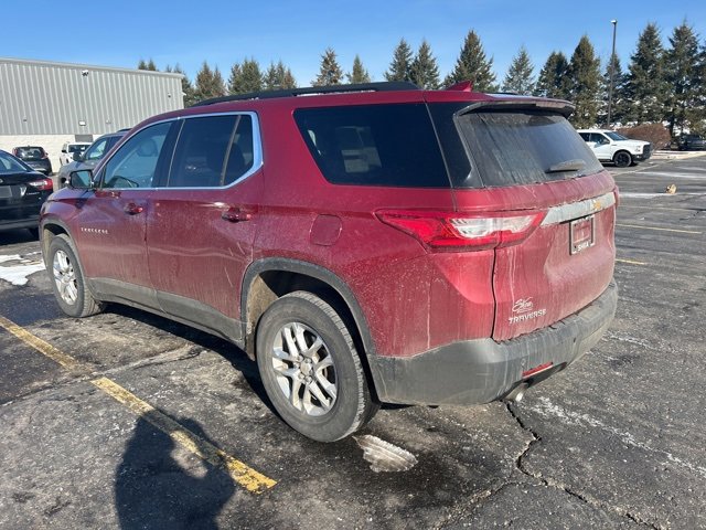 Used 2020 Chevrolet Traverse LT image 2