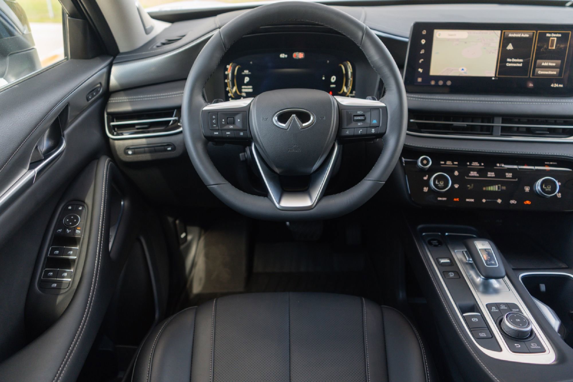 Certified 2026 INFINITI QX60 Luxe w/ Family Package image 21