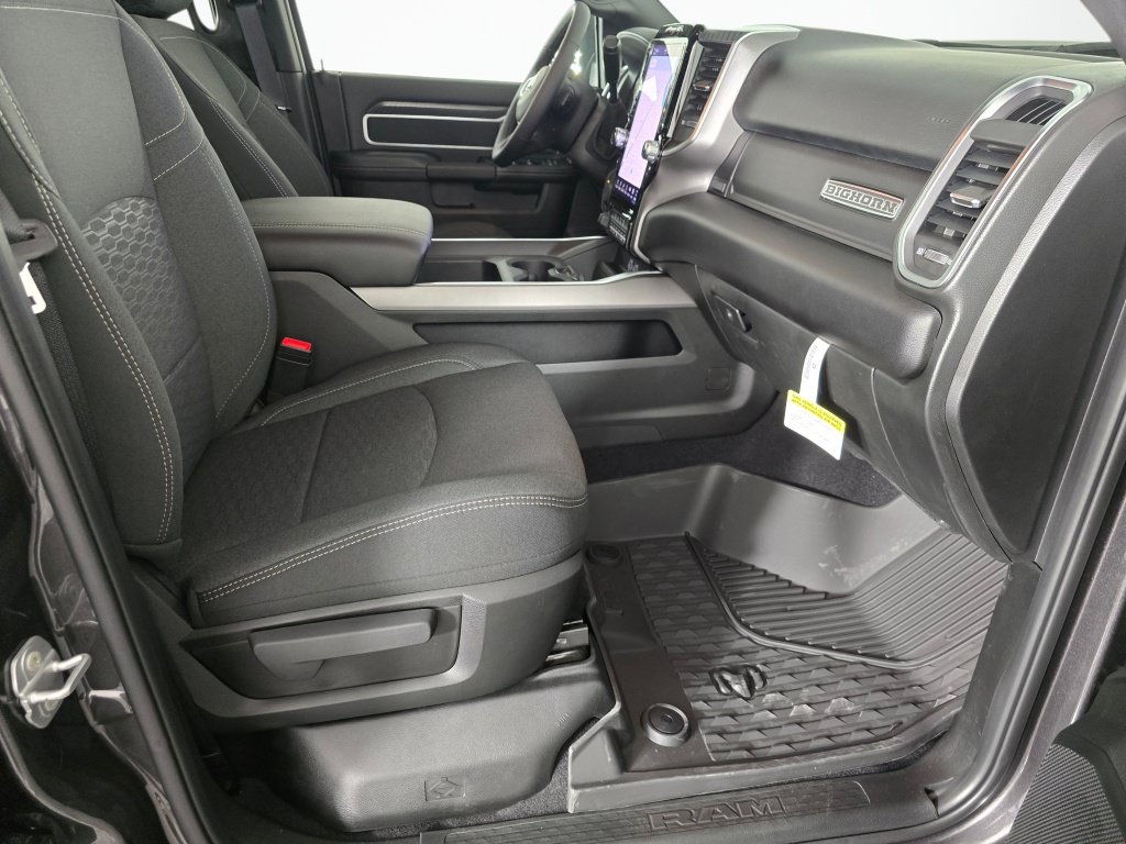 New 2026 RAM 3500 Big Horn AWD/4WD image 26