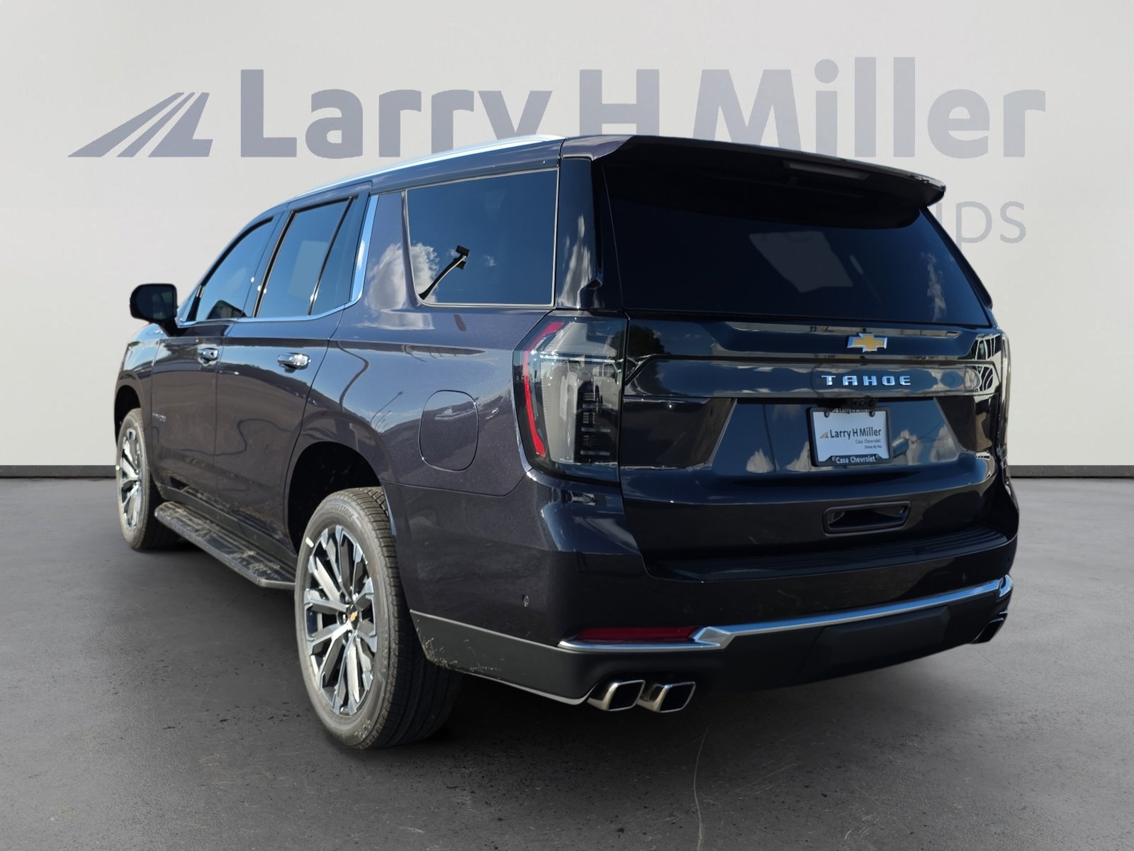 New 2026 Chevrolet Tahoe High Country image 3