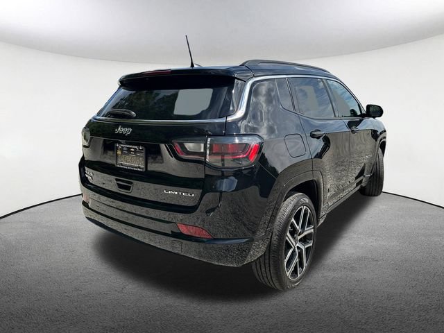Used 2025 Jeep Compass Limited w/ Elite Group AWD/4WD image 17