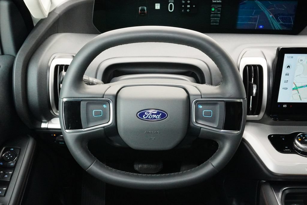 Used 2025 Ford Expedition Max Active AWD/4WD image 19
