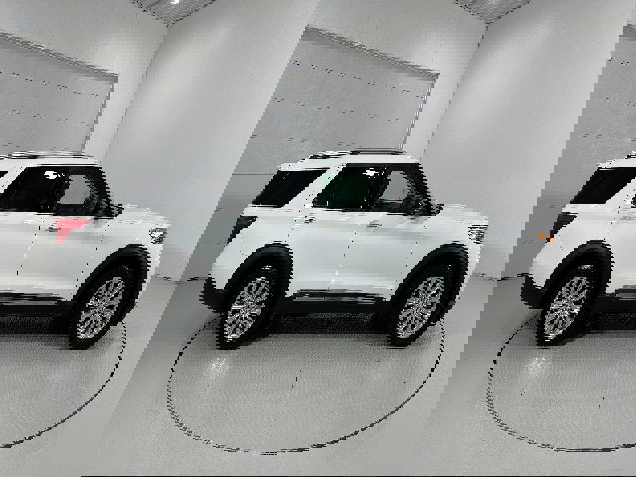 Used 2020 Ford Explorer Limited image 42