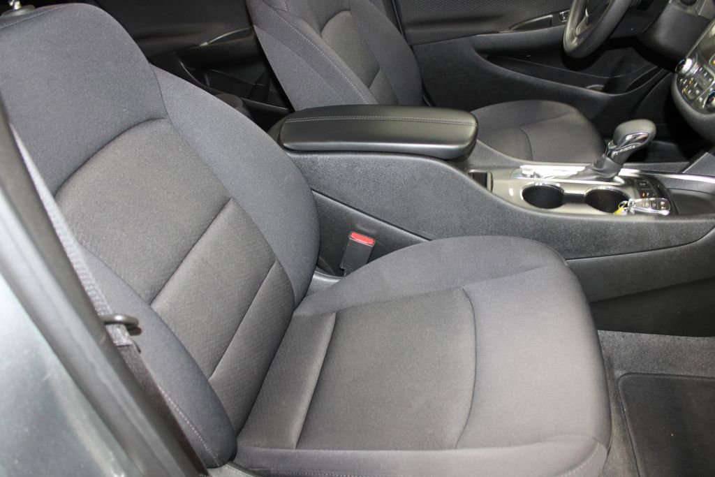 Used 2024 Chevrolet Malibu LT image 19