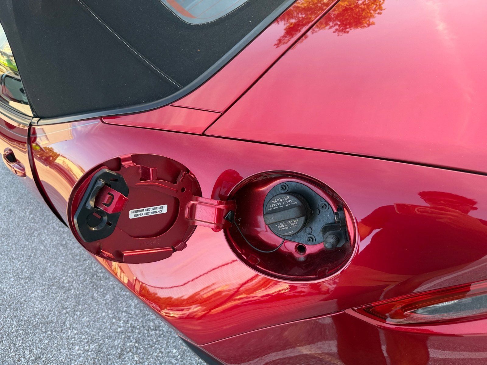 Used 2022 MAZDA MX-5 Miata Grand Touring image 32