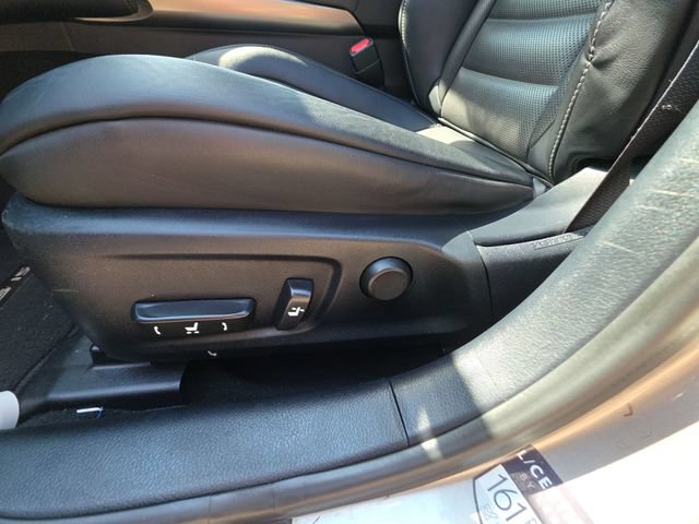 Used 2016 Lexus IS 350 AWD w/ F Sport Package image 12