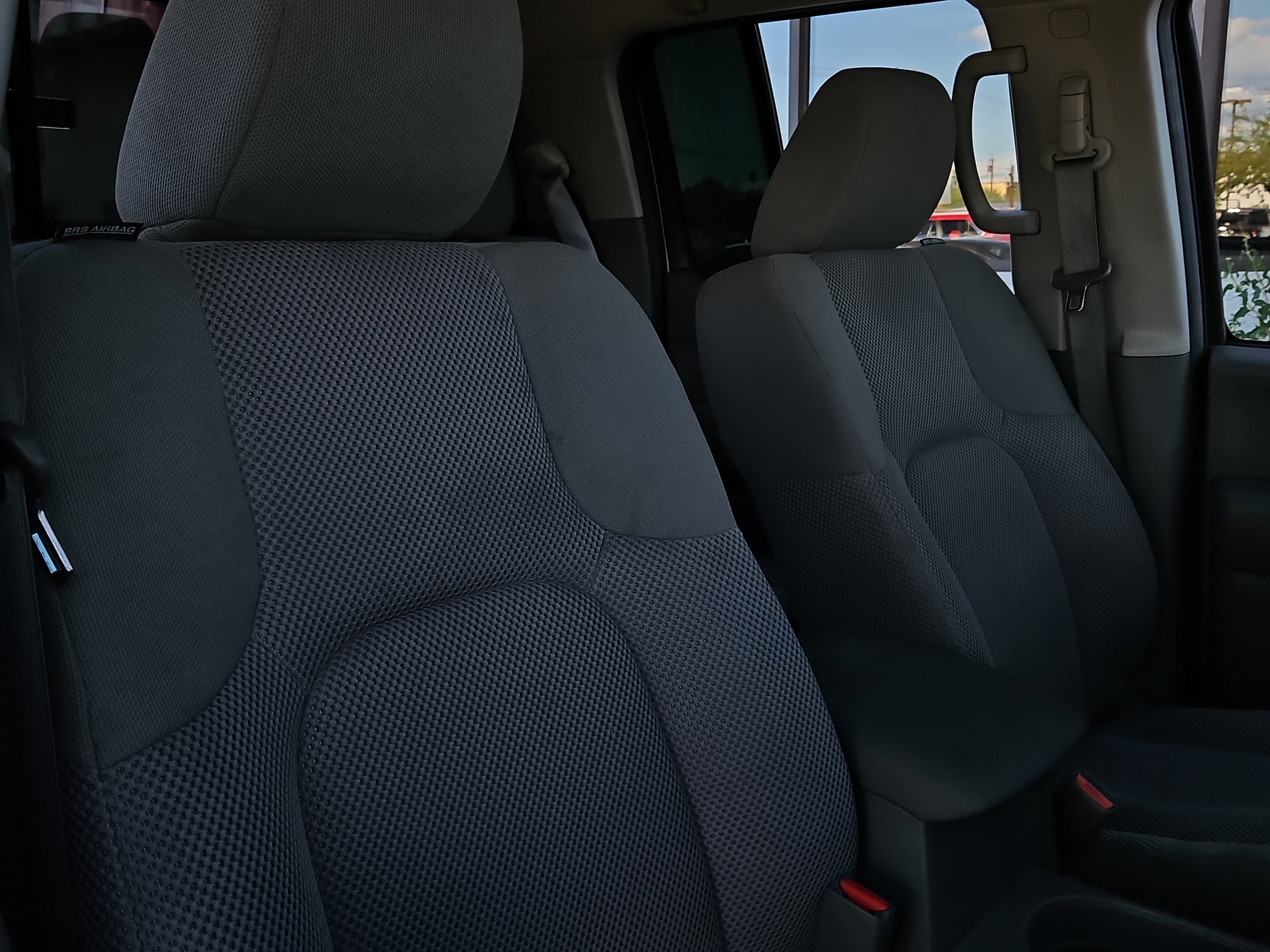 Used 2020 Nissan Frontier SV image 22