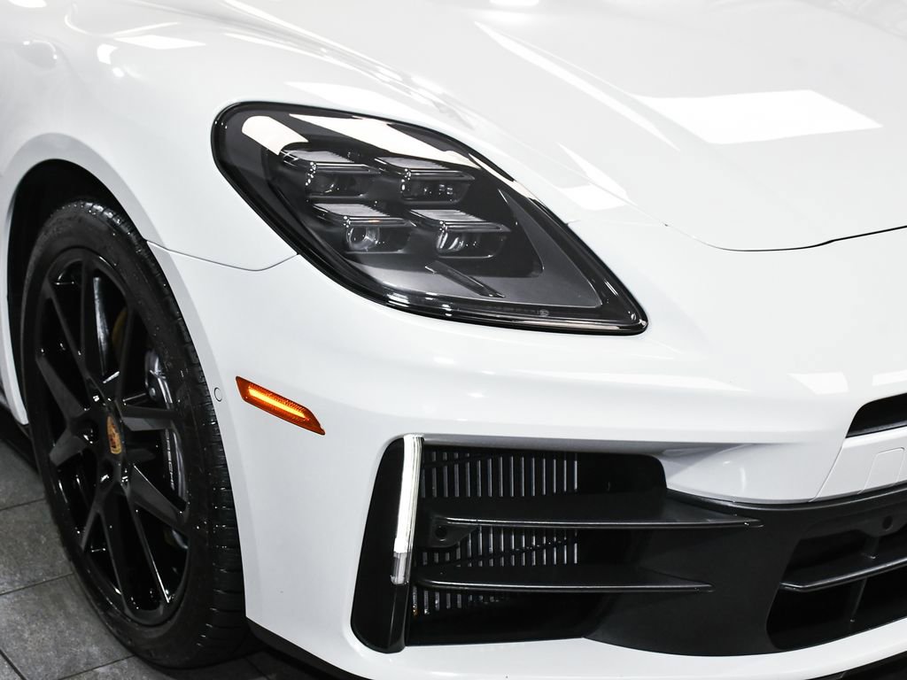 Used 2025 Porsche Panamera 4 image 75
