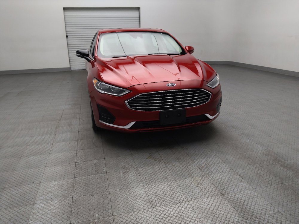 Used 2020 Ford Fusion SEL FWD image 14