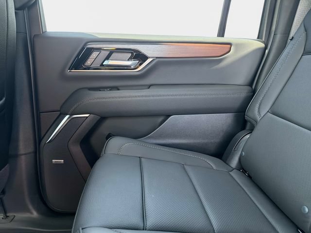 New 2026 GMC Yukon XL Denali w/ Denali Reserve Package AWD/4WD image 14