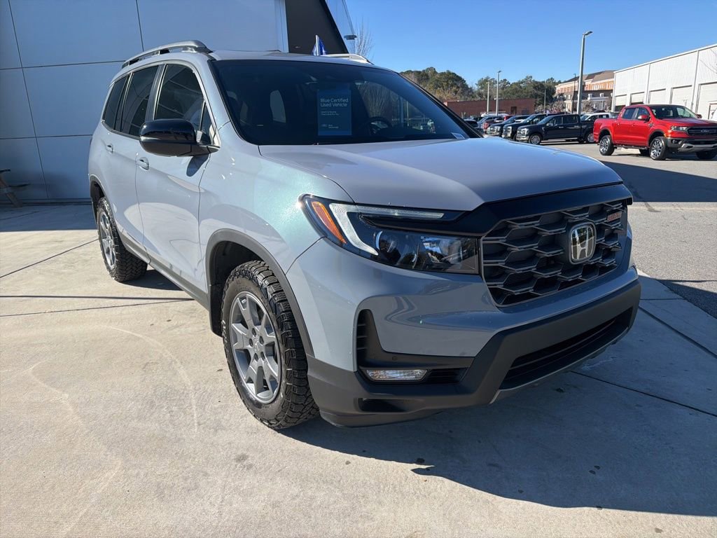 Used 2025 Honda Passport TrailSport image 1