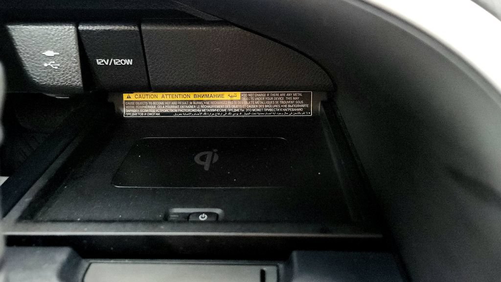 Used 2018 Toyota Camry SE w/ Audio Package FWD image 34