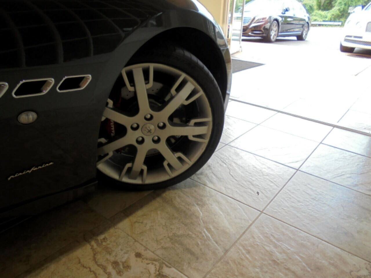 Used 2009 Maserati GranTurismo S RWD image 28