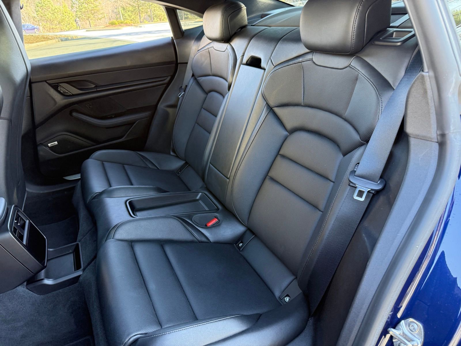 Used 2020 Porsche Taycan 4S image 41