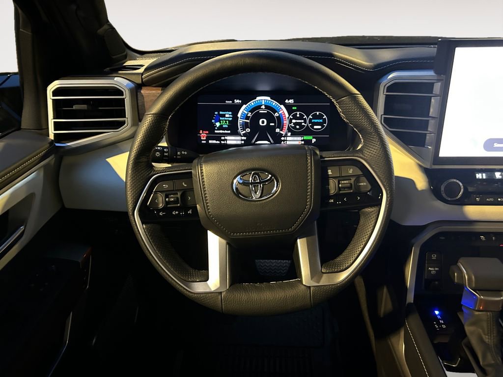 Used 2025 Toyota Sequoia 4WD image 15