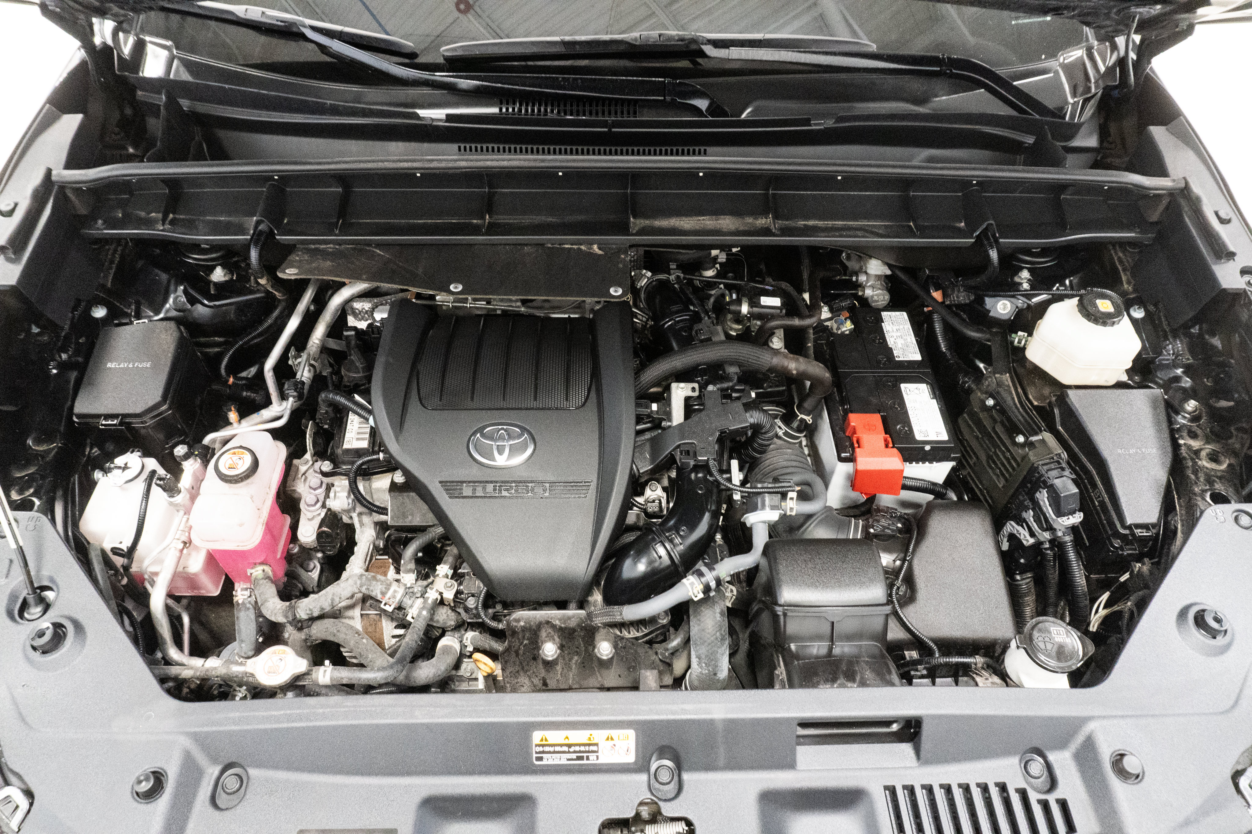 Used 2025 Toyota Highlander Platinum AWD/4WD image 3