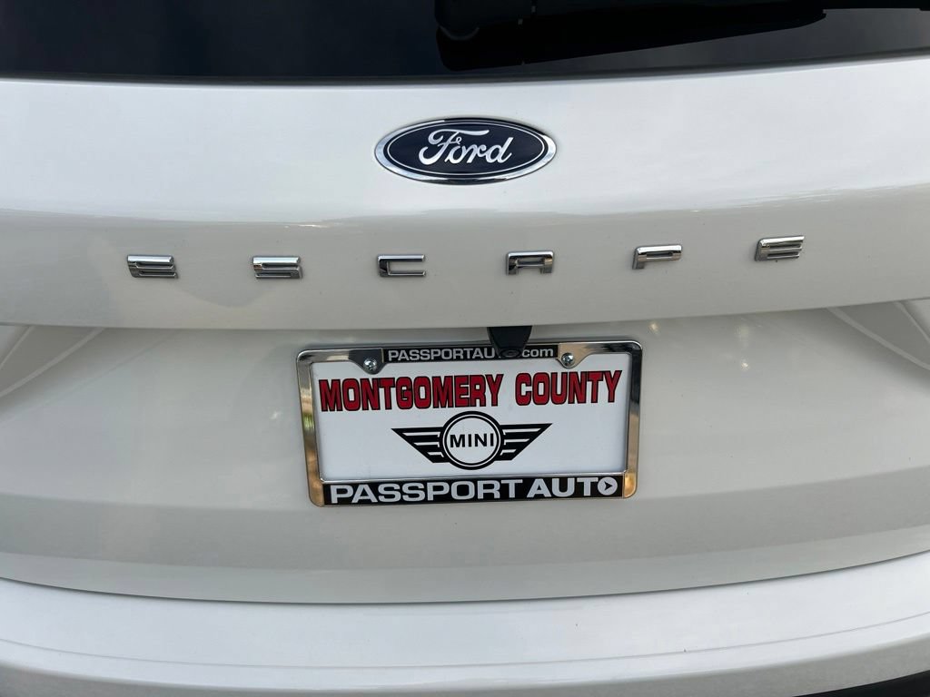 Used 2024 Ford Escape ST-Line w/ Equipment Group 301A FWD image 25