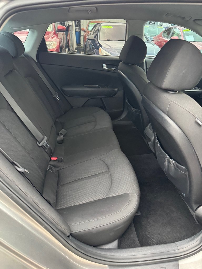 Used 2017 Kia Optima LX w/ Convenience Plus Package FWD image 22