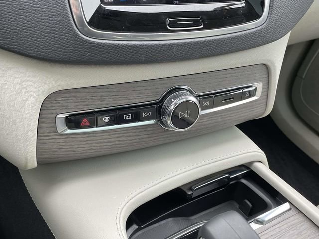 Used 2023 Volvo XC90 B6 Core w/ Climate Package image 30