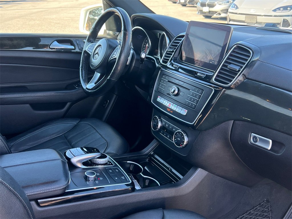 Used 2018 Mercedes-Benz GLS 450 4MATIC image 14