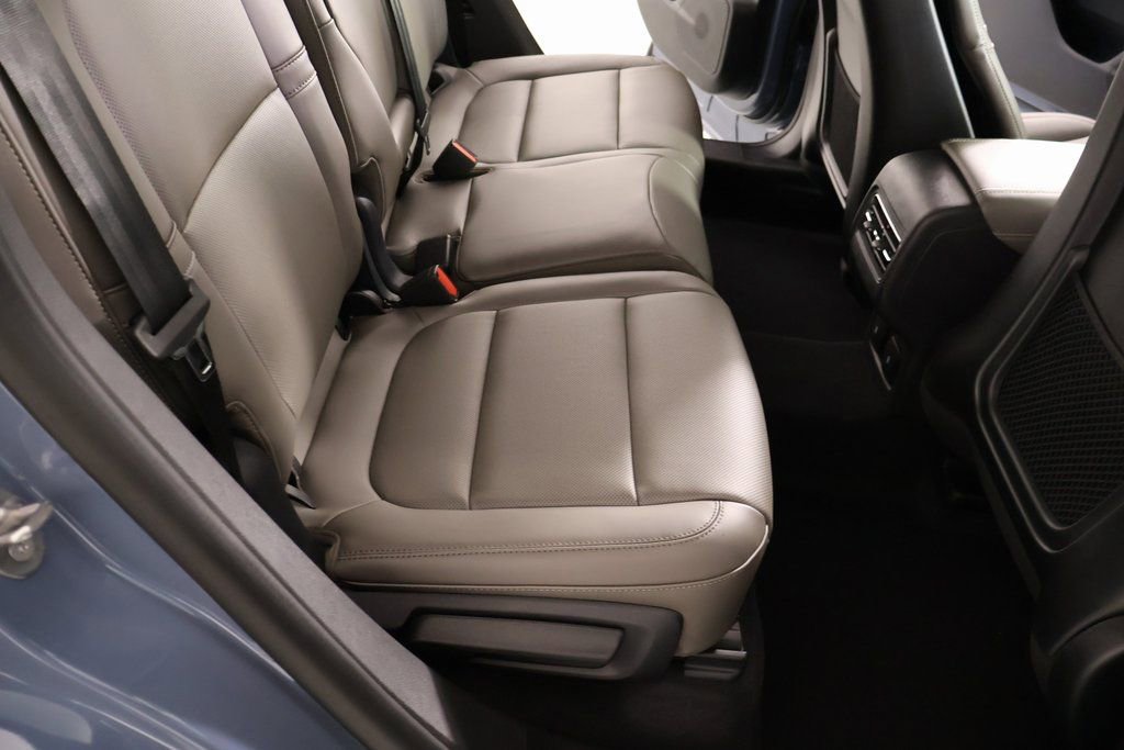 New 2026 Lincoln Corsair Premiere image 15