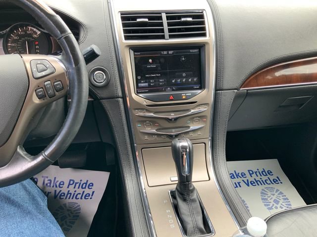 Used 2014 Lincoln MKX AWD w/ Equipment Group 101A image 22