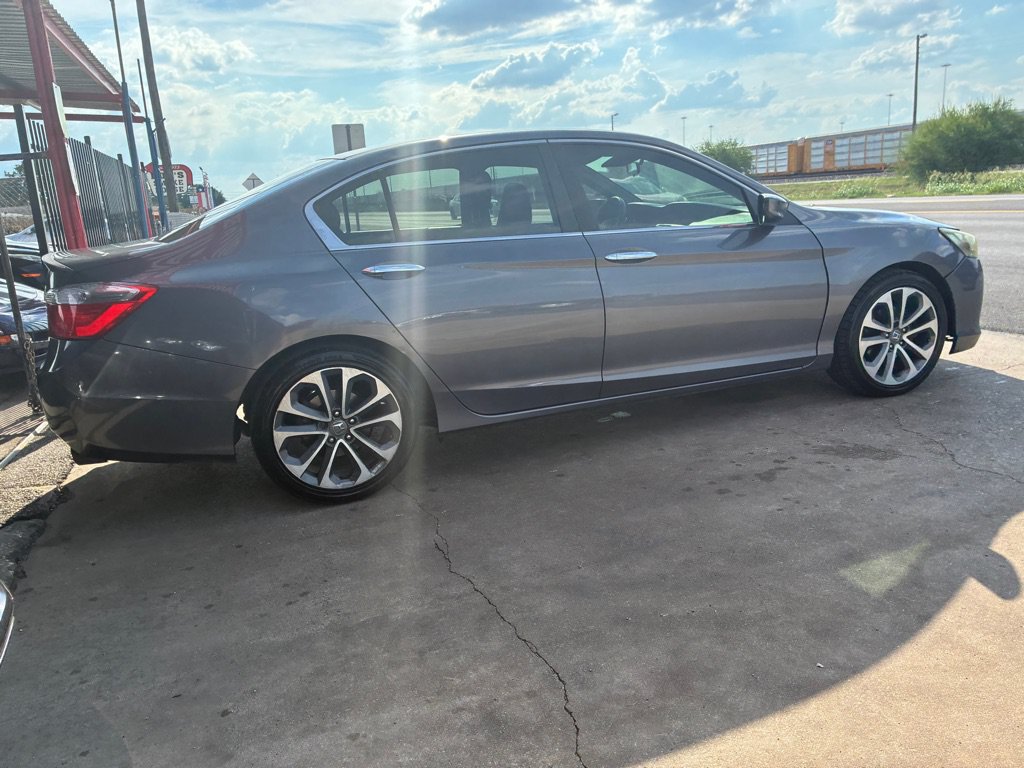 Used 2013 Honda Accord Sport image 16