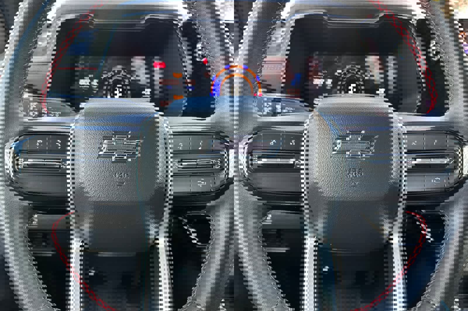 Used 2024 Chevrolet Colorado Z71 w/ Z71 Convenience Package 2 AWD/4WD image 22