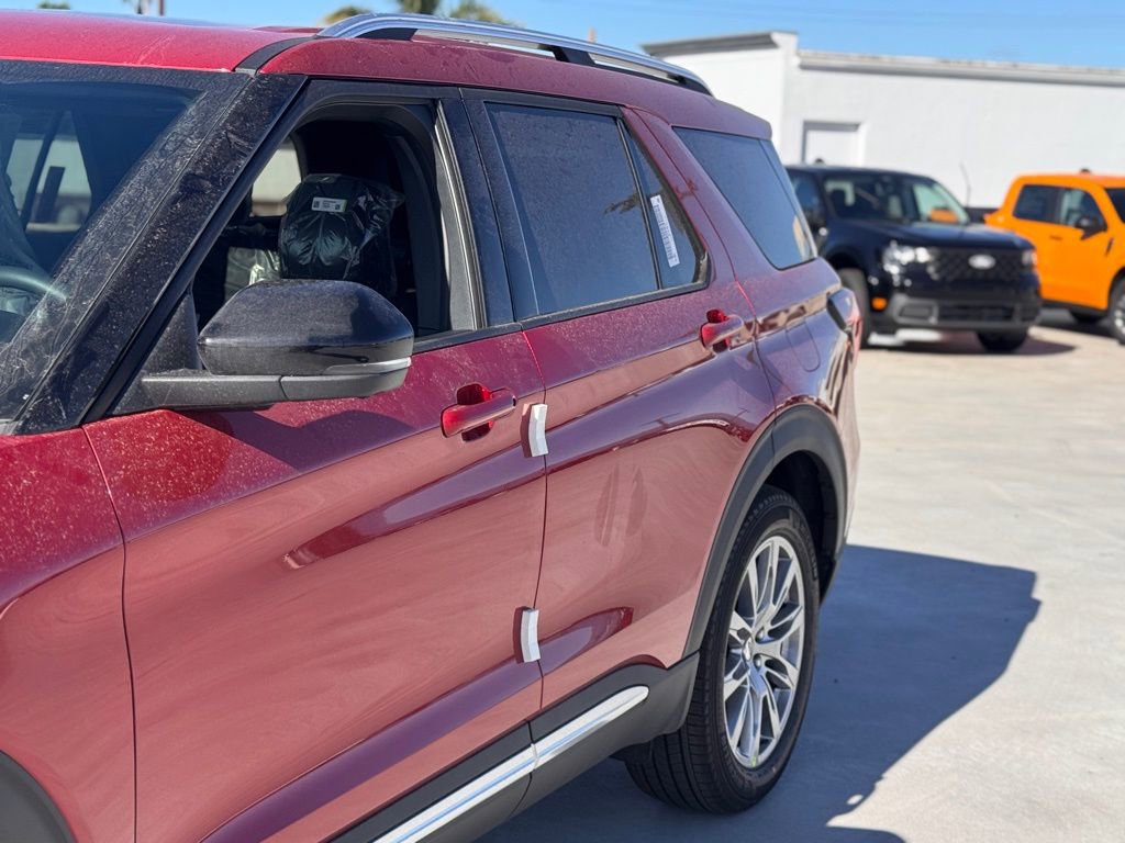 New 2026 Ford Explorer Platinum image 9