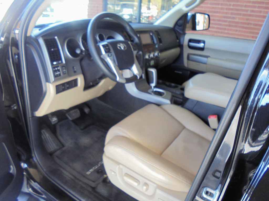 Used 2015 Toyota Sequoia Limited image 7