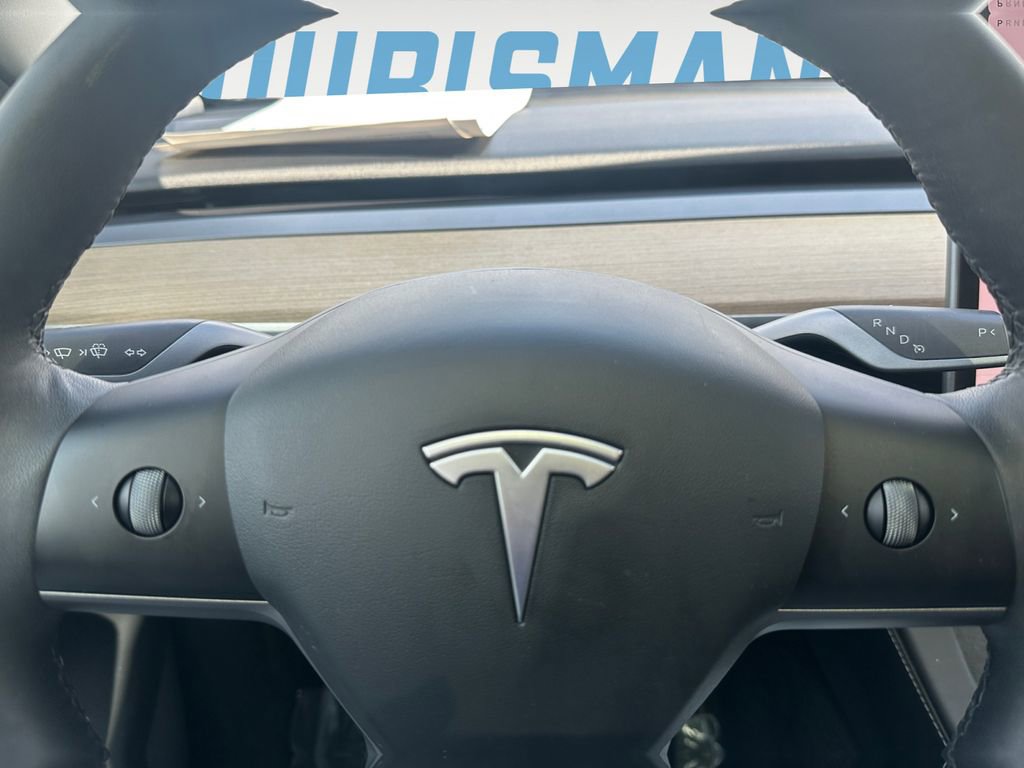 Used 2022 Tesla Model Y Long Range image 20