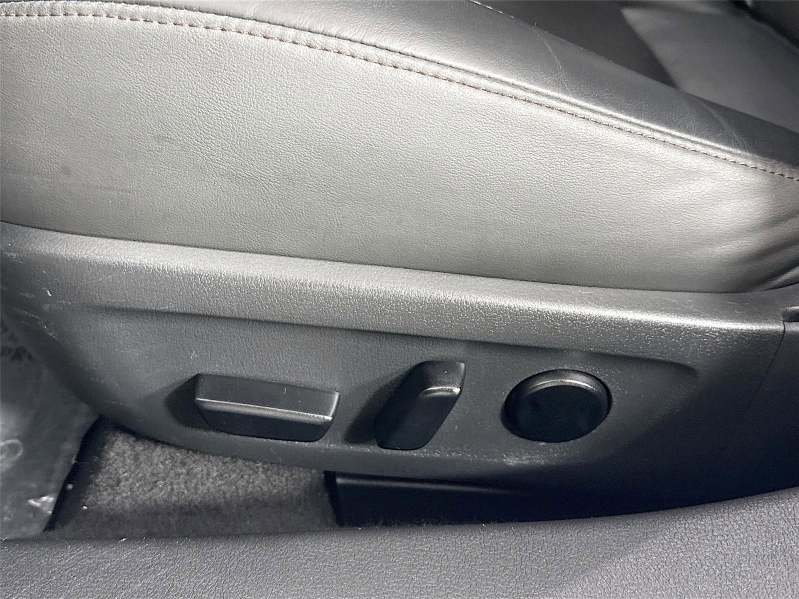 Certified 2024 MAZDA MAZDA3 2.5 Turbo Sedan w/Premium Plus image 30