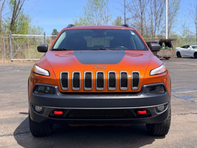 Used 2015 Jeep Cherokee Trailhawk w/ Safetytec Group AWD/4WD image 2
