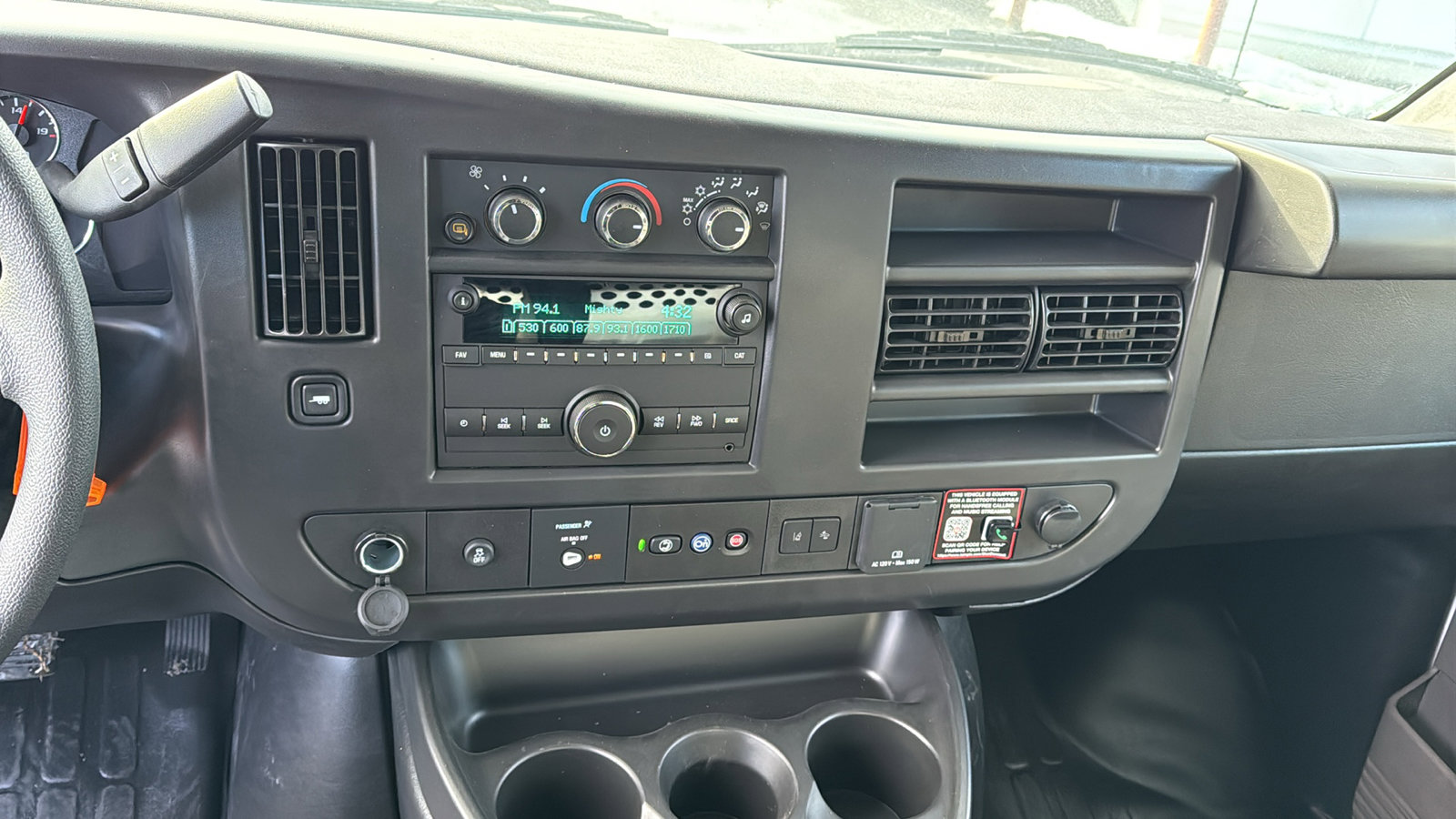 Used 2025 Chevrolet Express 2500 Extended w/ Communications Package RWD image 19