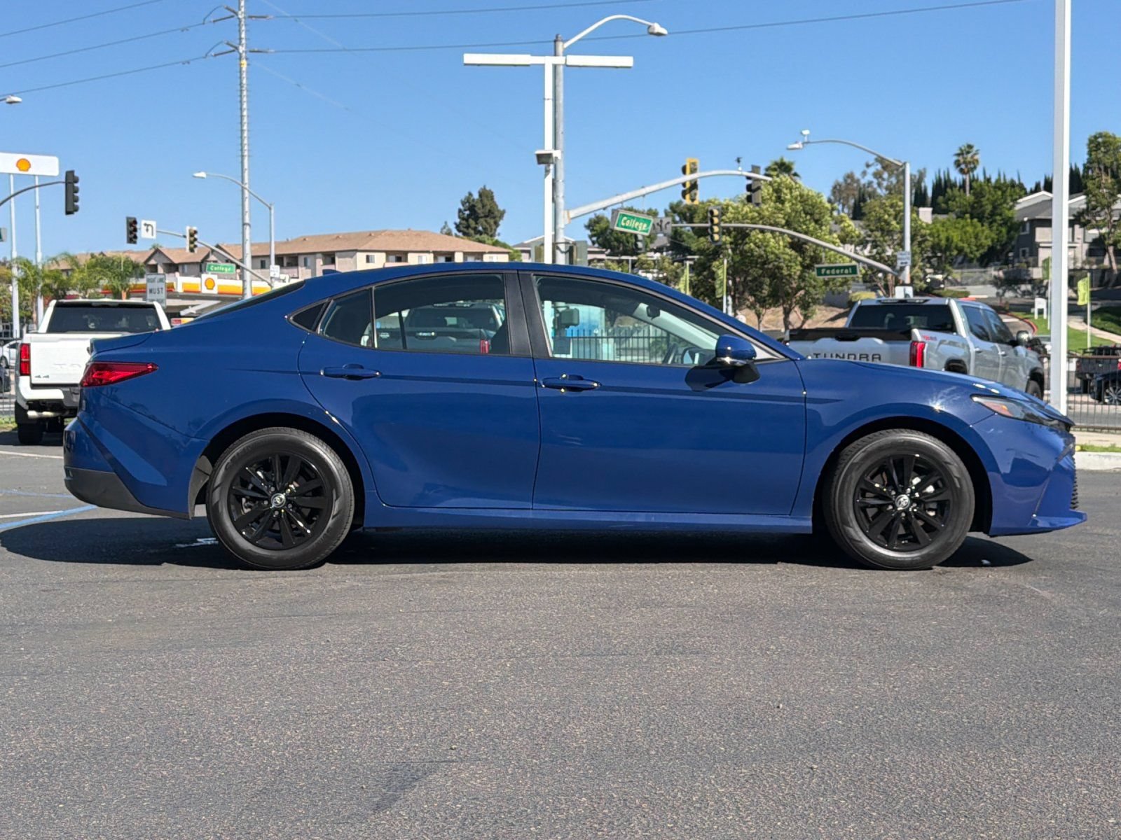 Used 2025 Toyota Camry LE FWD image 6