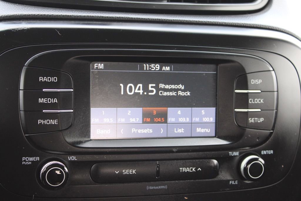 Used 2017 Kia Soul + image 30