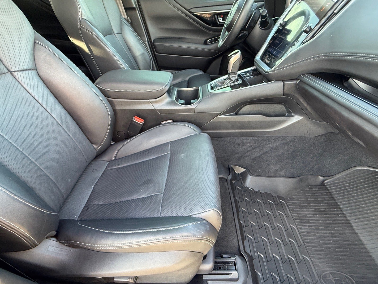 Used 2024 Subaru Outback Limited AWD/4WD image 10