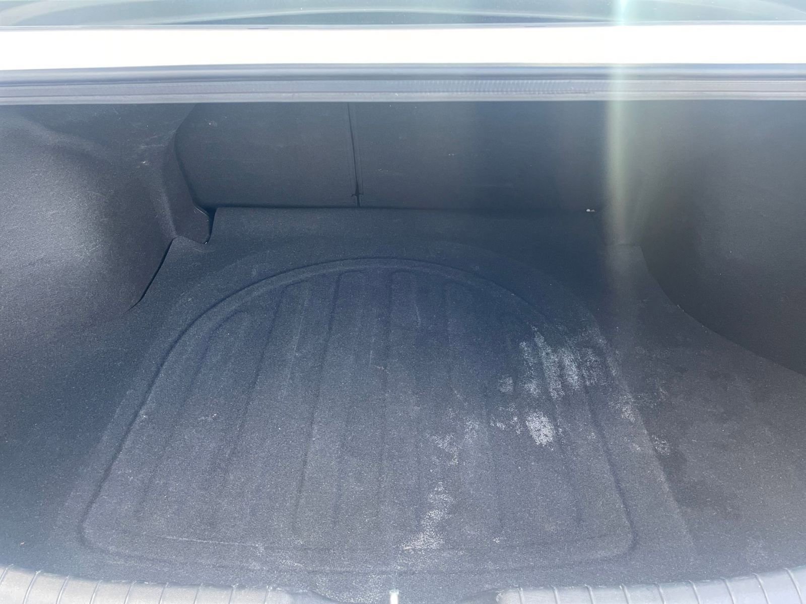 Used 2025 Hyundai Elantra Limited FWD image 31