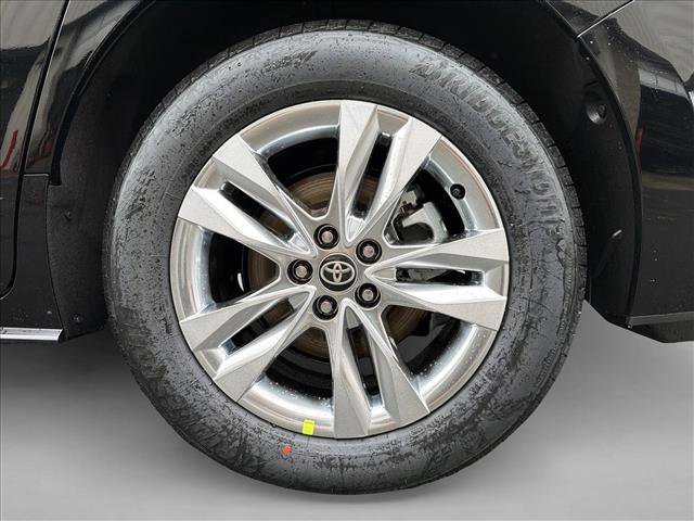 New 2026 Toyota Sienna XLE image 9