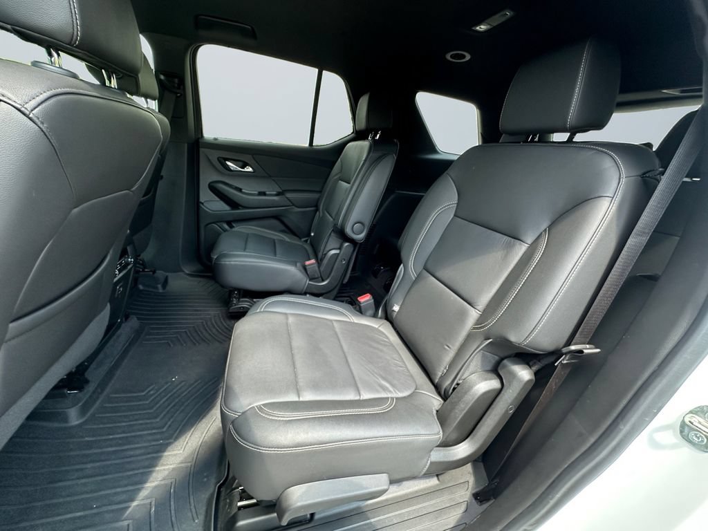 Used 2023 Chevrolet Traverse LT AWD/4WD image 13