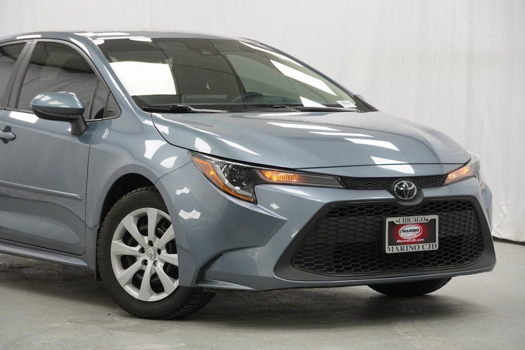 Used 2020 Toyota Corolla LE video 4