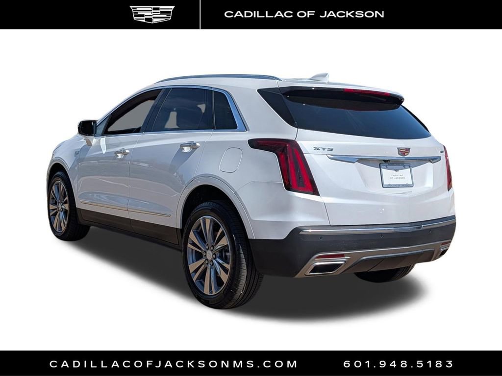 Certified 2025 Cadillac XT5 Premium Luxury image 7