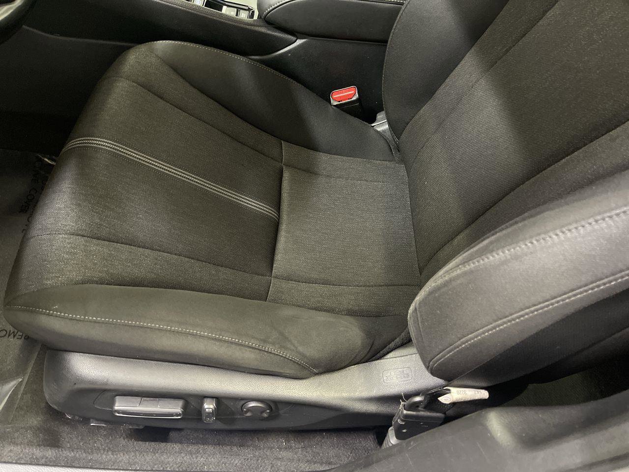 Used 2023 Honda Accord Sport image 11