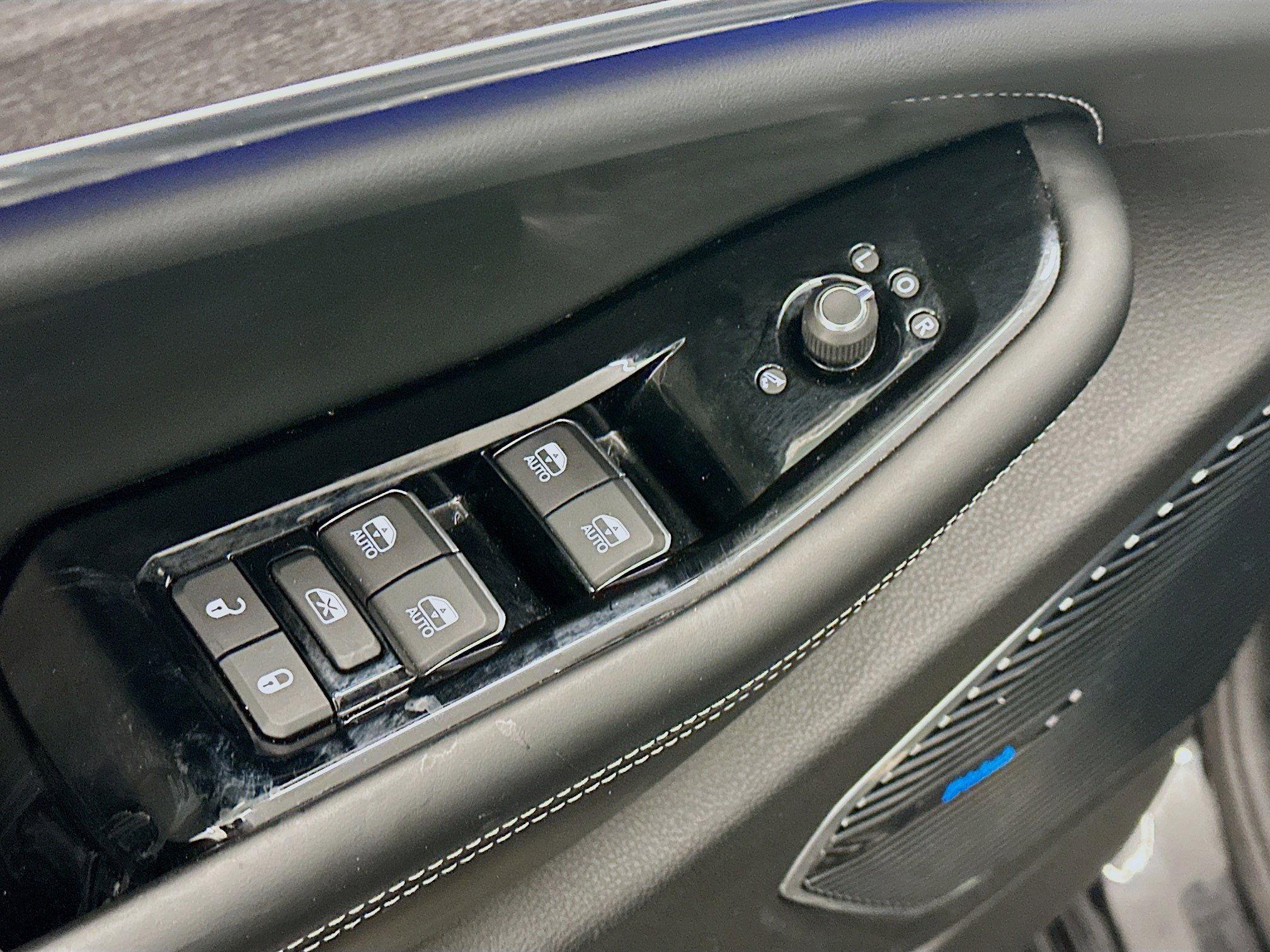 Used 2022 Jeep Grand Cherokee Overland image 15