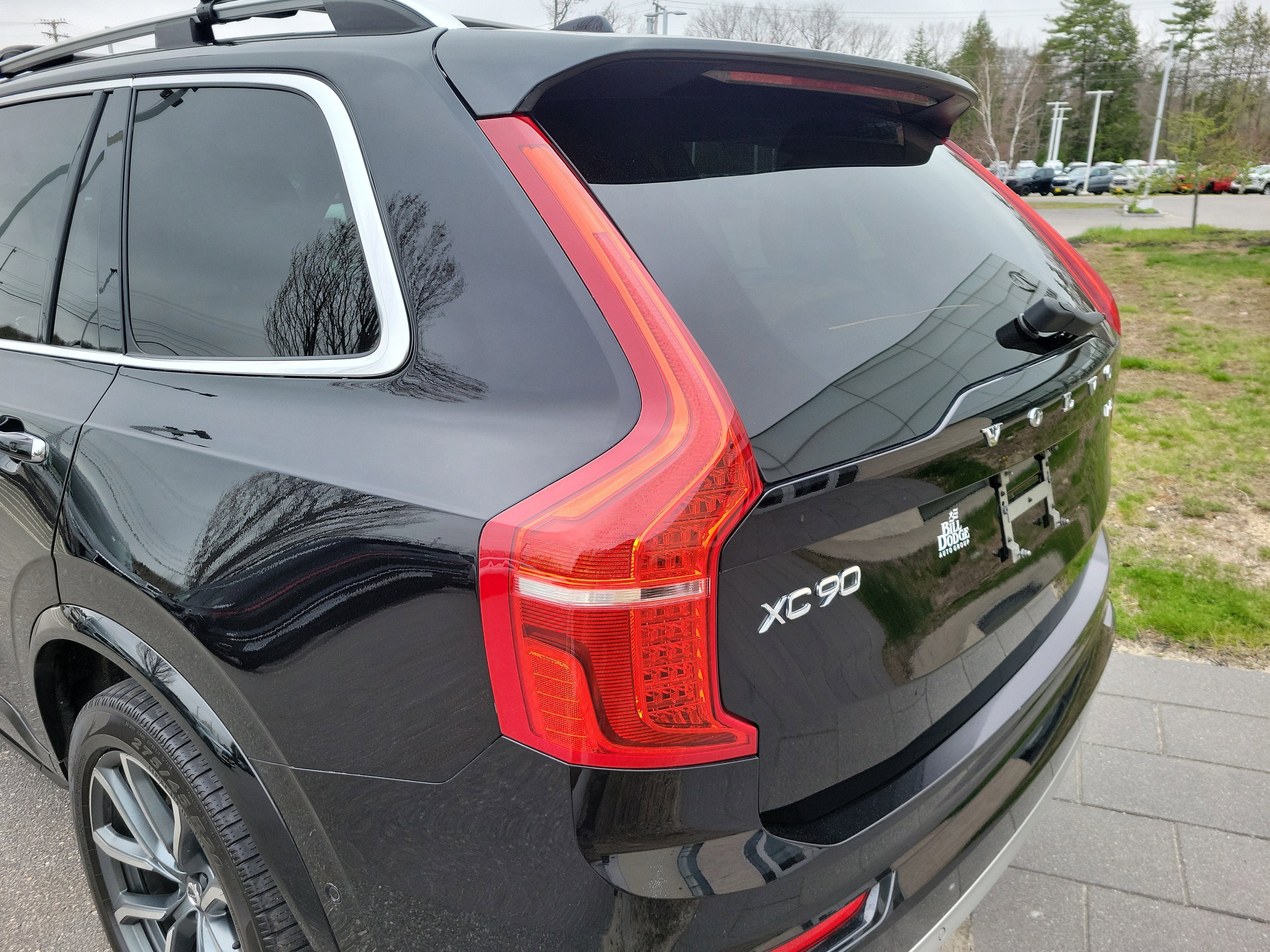 Used 2017 Volvo XC90 T6 Momentum w/ Vision Package AWD/4WD image 15