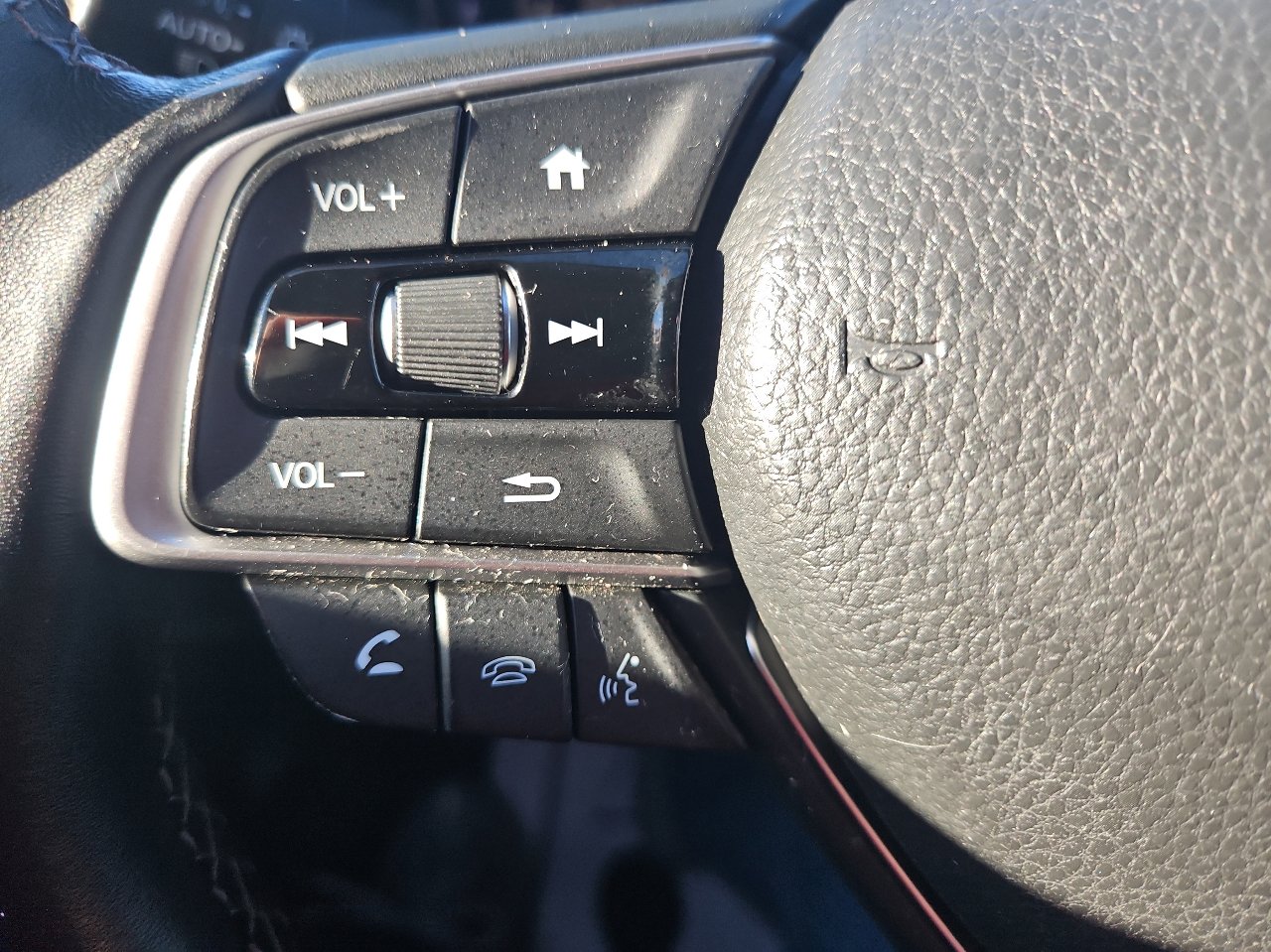 Used 2018 Honda Accord EX-L image 21