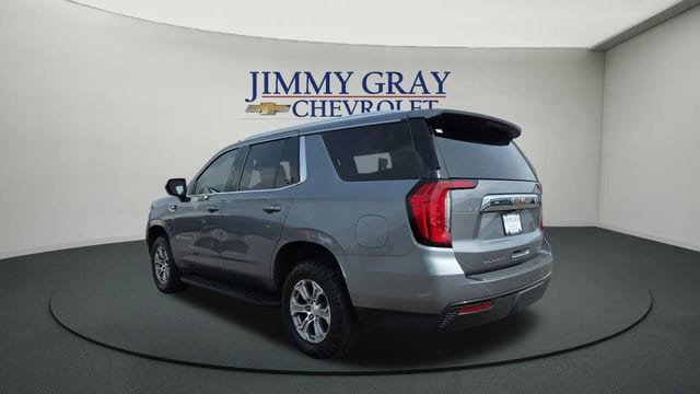 Used 2022 GMC Yukon SLE image 3
