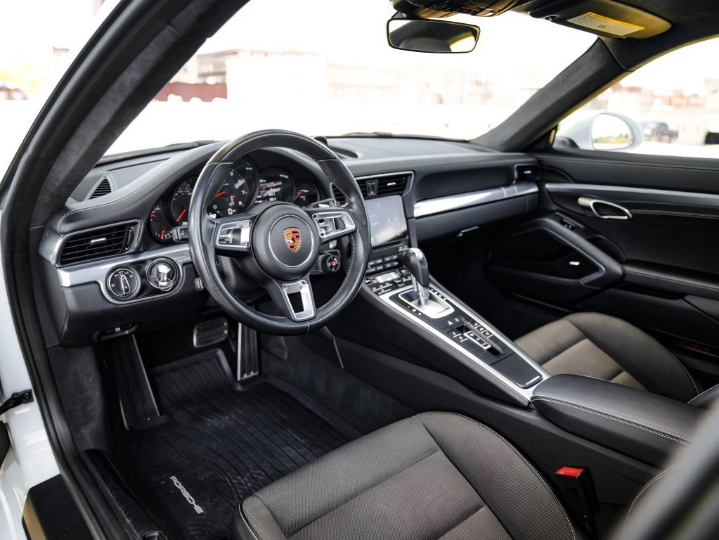 Used 2018 Porsche 911 Carrera image 14