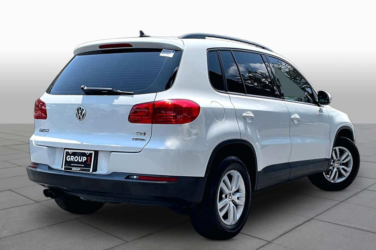 Used 2017 Volkswagen Tiguan S AWD/4WD image 13